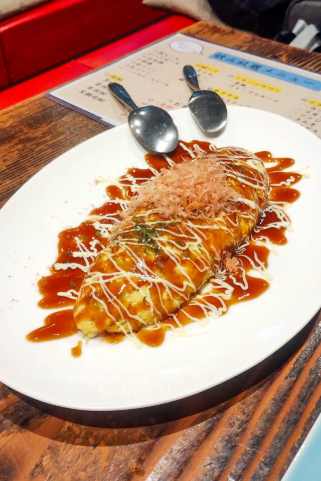 そういえば、店員のおばちゃんが広島サポで、試合後にそのまま出勤してきたらしい。「悔しいけど良かったねー！おめでとう！」と気さくなおばちゃんでした。