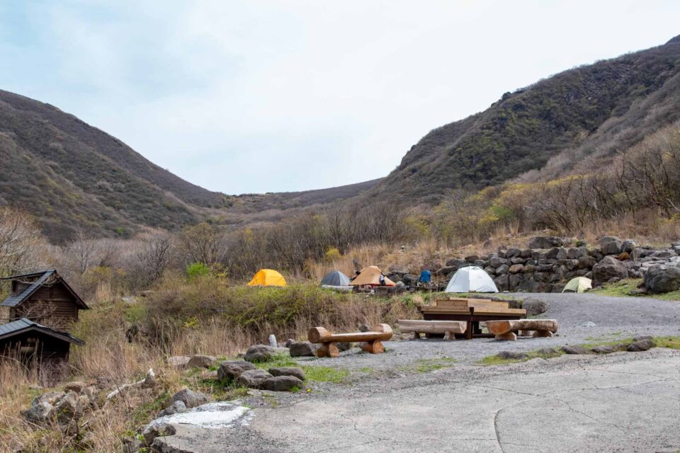 テン場、まだ空いてる！ってことで、ここに泊まることに決定。大幅にコースタイムを超えてしまいましたが、辿り着けてよかった。