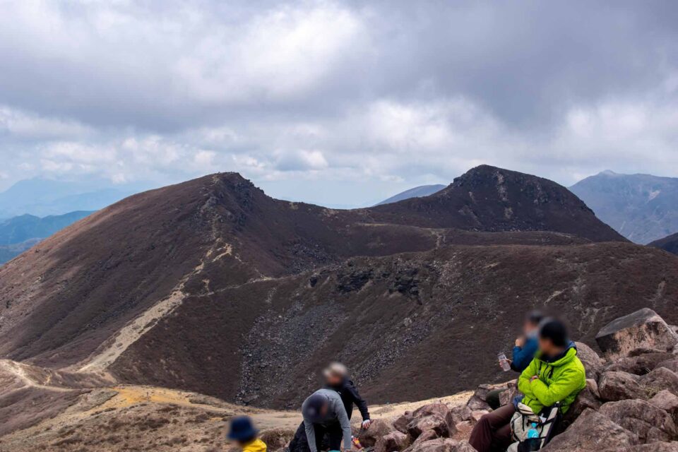 天狗ヶ城と中岳