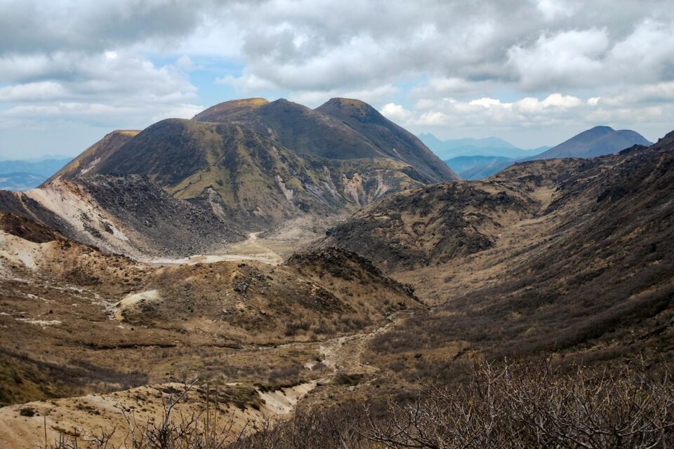 まずは北千里ヶ浜まで下りなければ。