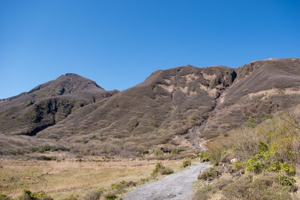 名残惜しくて、周りの山々の写真を激写。